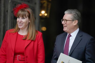 Rayner dismisses suggestions she could take Starmer’s place