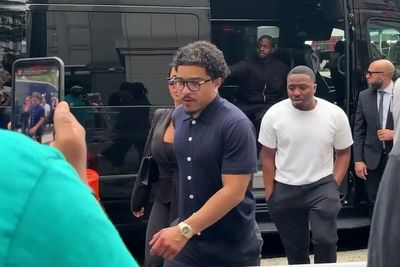 Moment Diddy’s family arrives in court as jury resumes deliberations after reaching a verdict on most counts