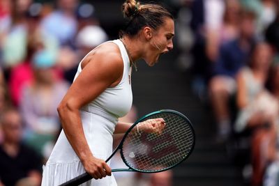Aryna Sabalenka avoids a Wimbledon shock to stay on course for maiden SW19 title