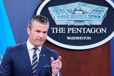 Air defense missiles among weaponry US is withholding from Ukraine, AP sources say