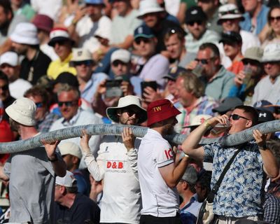 Happy Hollies: India begin hunt for history as pints flow across Edgbaston