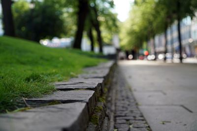 6 U.S. Cities Where Sidewalk Cracks Spark Legal Disputes
