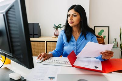 How many hours Americans spend on work, sleep, and chores