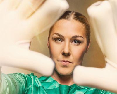 Mary Earps: Queen of Stops review – if only this history-making goalkeeper was still in the England squad