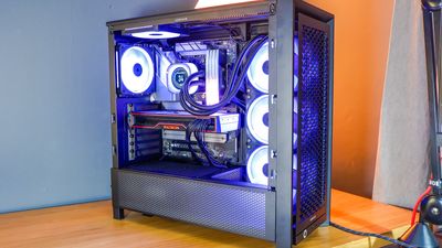 I built a brand new gaming PC from the ground up with Corsair's iCUE Link: a simplified, smart and just a little frustrating all-in-one system