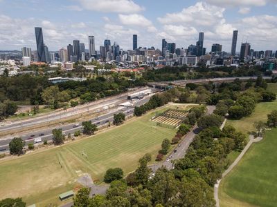 Federal government throws support behind LNP’s controversial new Olympic Games venue at Brisbane’s Victoria Park