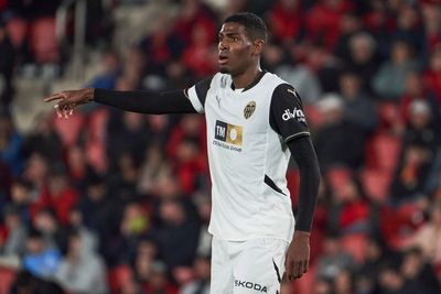 Cristhian Mosquera: Arsenal handed massive transfer boost as £17m target 'rejects' Valencia contract offer