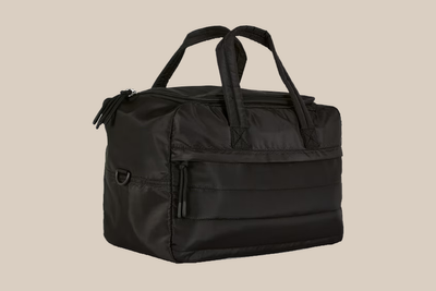 Don’t get caught out by Ryanair’s hand luggage rules – this is the £12 bag to buy