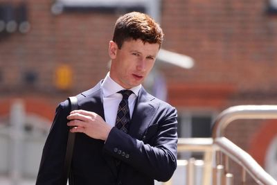 Champion jockey admits drink driving charge after crashing into a tree