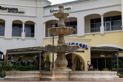 The Quiet Decline of Outdoor Malls and Why Seniors Are Affected Most