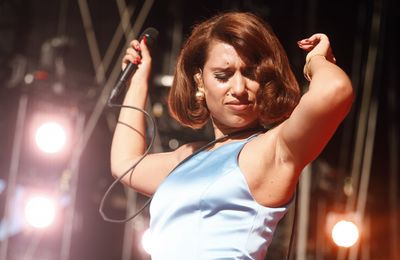 'I find toxic people to just be so addictive...' Raye speaks about her weakness at Open'er Festival in Poland