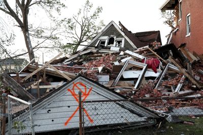 Daughter sues city over dad’s death after sirens failed to go off when a tornado hit their town: suit