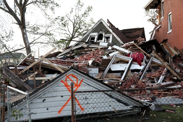 Daughter sues city over dad’s death after sirens failed to go off when a tornado hit their town: suit