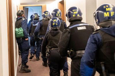 Police arrest 300 suspects across London in week-long county lines crackdown