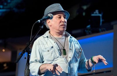 Paul Simon's successful back surgery
