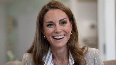 Kate Middleton just dazzled in tri-tone earrings - this is the sign to try mixing metals more this summer