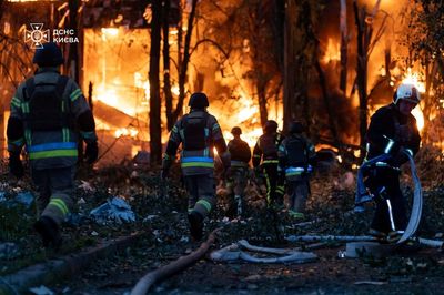 Explosions rock Kyiv as Putin's forces bombard Ukraine's capital and Trump says 'no progress' on ceasefire