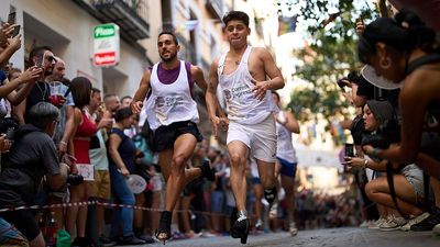 Watch: Runners race in towering heels at Madrid Pride event