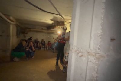 Ukrainians flee to shelter as Russia carries out night-time bombardment