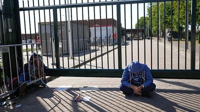 Dutch lawmakers pass controversial bills tightening asylum rules