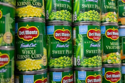Del Monte Foods' bankruptcy rebounds on its Singapore-listed parent company
