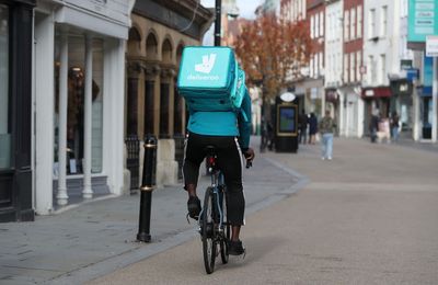 Deliveroo and Uber Eats riders are being 'targeted' for vehicle theft, Met Police say