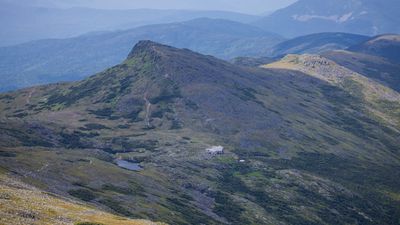 Hikers witness rock climber free fall 60ft on Mt Washington – their quick response "highlights the special relationships that exist in the outdoors of New Hampshire"