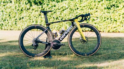 Aero chain catchers and taped up seatposts: Jonas Vingegaard's 'prototype' aero bike leaves no stone unturned at the Tour de France