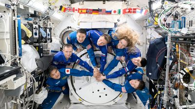 Seeing 'fireworks' on Earth from space | On the ISS this week June 26 - July 4, 2025