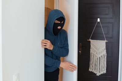 6 ‘Safe’ Places to Hide Valuables That Burglars Check First