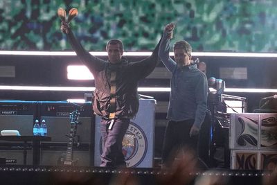 Oasis at Cardiff review: killer setlist, brotherly love, history made