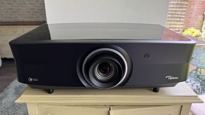 Optoma UHZ68LV