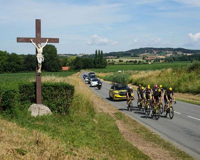 Tour de France 2025: Philipsen wins stage one and takes yellow on chaotic day – as it happened