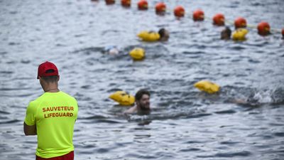 Seine reopens to Paris swimmers after century-long ban