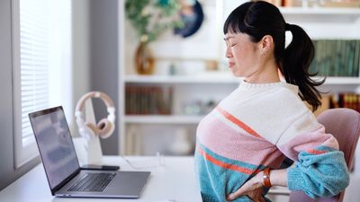 This dynamic stretch is like a “reset button” for your upper-body posture, according to an expert