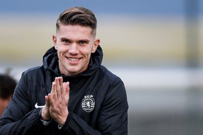 Viktor Gyokeres: Arsenal and Man Utd transfer target set for awkward return as Sporting issue statement