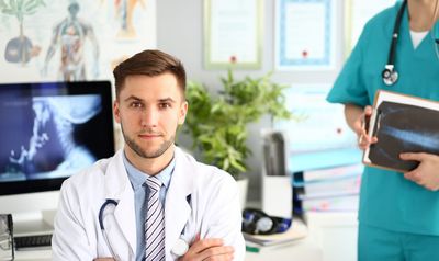 7 Doctor’s Office Red Flags You Should Never Ignore