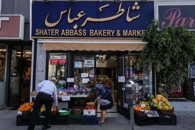 A fragile ceasefire in the Israel-Iran war tests the harmony of Los Angeles' huge Iranian community