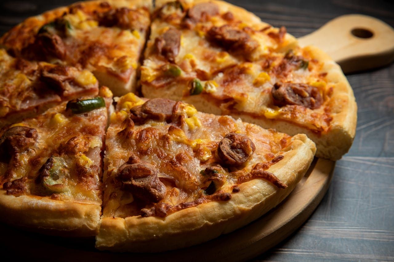 10 Fast-Food Combos That Are More Expensive Than…