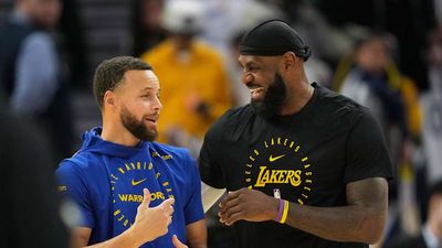 Steph Curry Has Simple Message for LeBron James As Lakers Star Takes Up Golf
