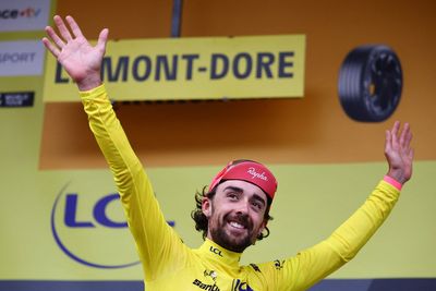 Who is leading the Tour de France? Yellow jersey and general classification standings