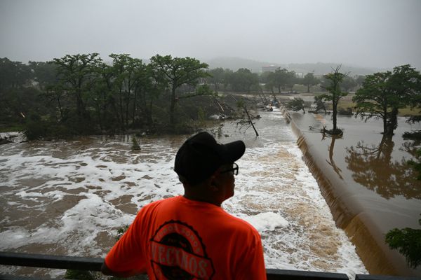 Texas floods death toll rises to 27 as rescuers search for missing children
