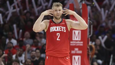 Grizzlies Add Former Rockets Center Following Trade With Pacers