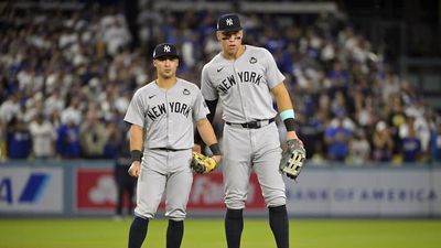 Aaron Judge Accidentally Hit With Baseball Thrown By Teammate During Yankees-Mets