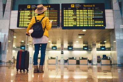 Money experts warn of the costly mistake holidaymakers fall victim to