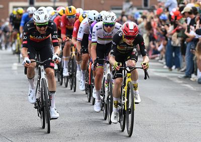 'It's so against his nature, but he's super strong' – Jonas Vingegaard and Visma-Lease a Bike light up Tour de France opener in crosswinds