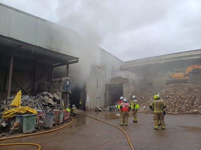 Croydon warehouse fire: 80 firefighters battle huge blaze as area locked down