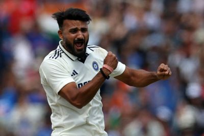 Deep Strikes As India Hammer England In Second Test