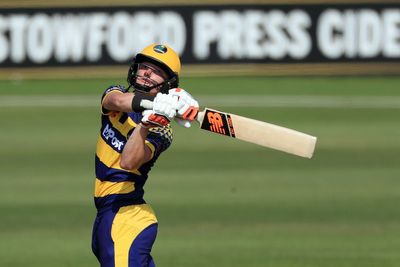 Aneurin Donald equals record for fastest Twenty20 half-century in Derbyshire win