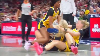 Sophie Cunningham Had Priceless Reaction To Getting Grabbed by Neck vs. Sparks